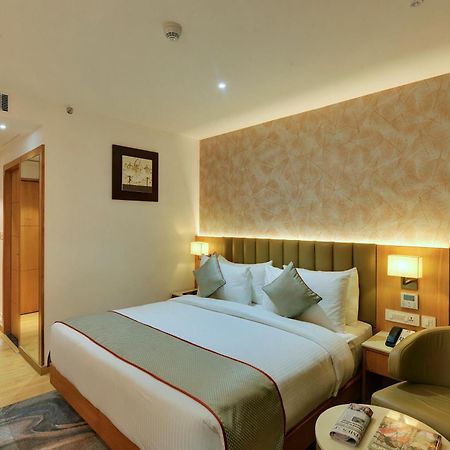 Clarion Hotel Bangalore Yesvantpur Bagian luar foto