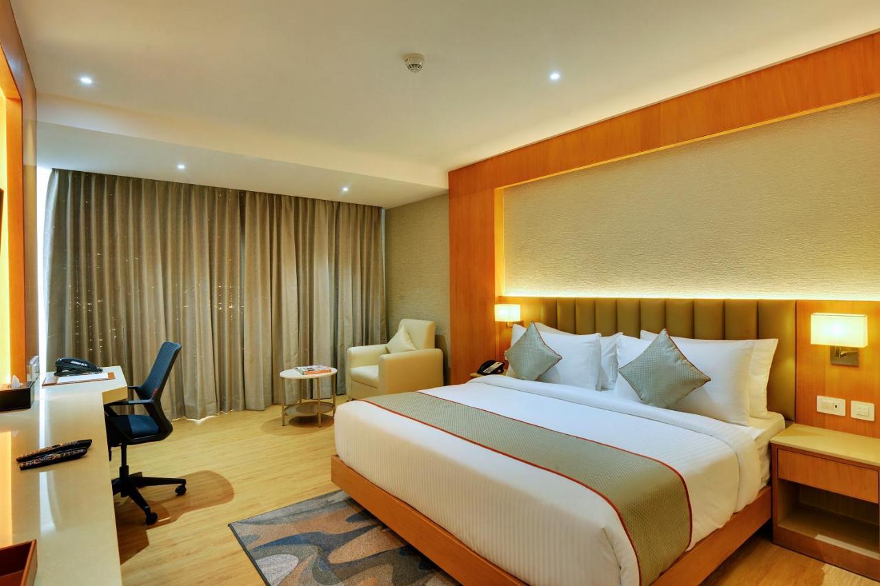 Clarion Hotel Bangalore Yesvantpur Bagian luar foto