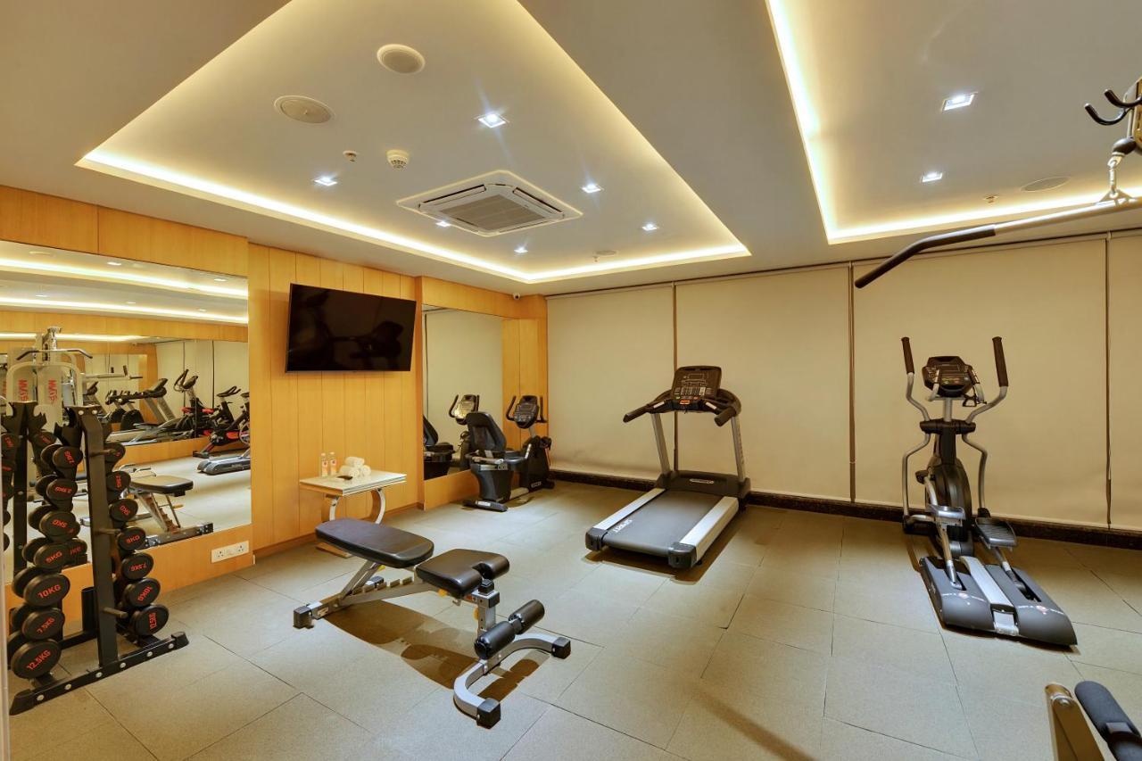 Clarion Hotel Bangalore Yesvantpur Bagian luar foto