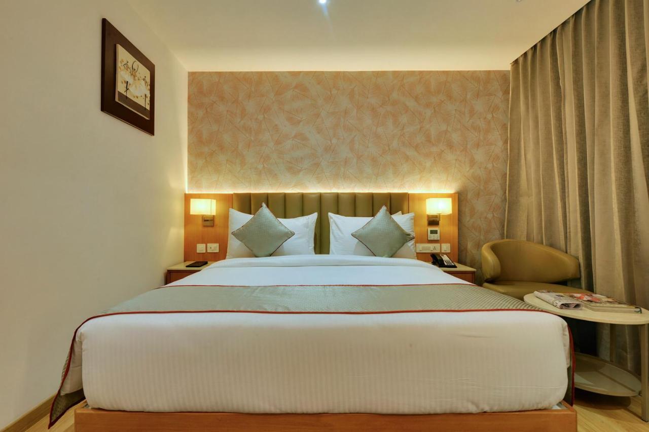 Clarion Hotel Bangalore Yesvantpur Bagian luar foto