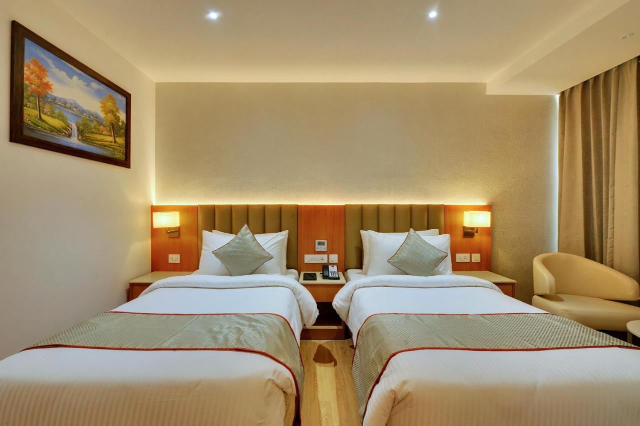Clarion Hotel Bangalore Yesvantpur Bagian luar foto