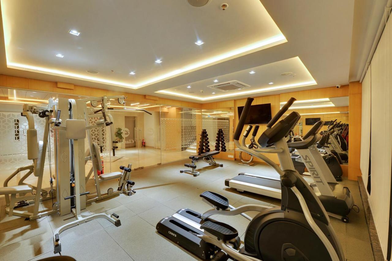 Clarion Hotel Bangalore Yesvantpur Bagian luar foto