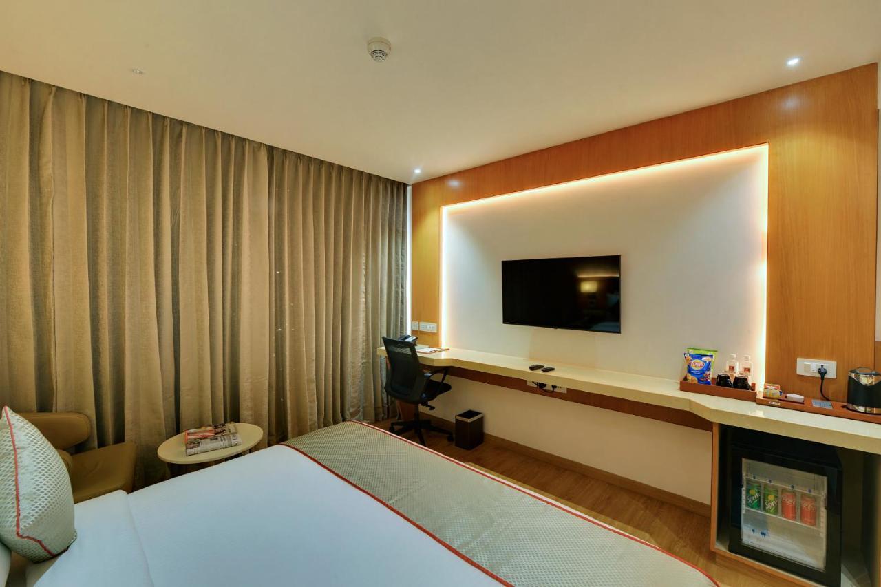 Clarion Hotel Bangalore Yesvantpur Bagian luar foto
